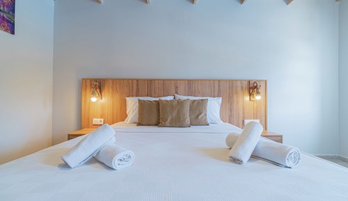 Standard Room, 2 Twin Beds, Balcony, Garden View