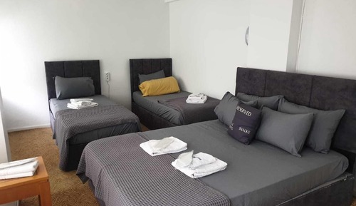 Deluxe Room, Non Smoking, Courtyard View