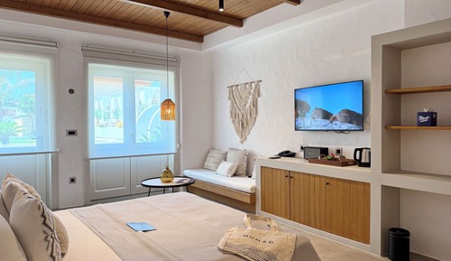 Room 112 - Deluxe Standart Oda