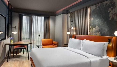 Deluxe Suite, 1 King Bed