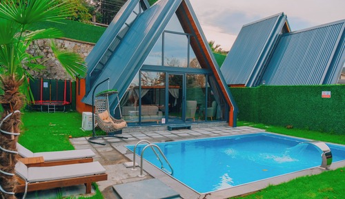 Deluxe Bungalow