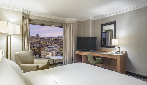 Deluxe Room, 1 King Bed