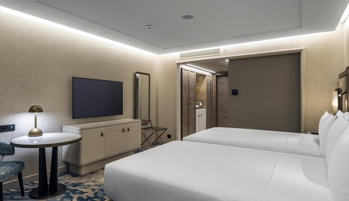 Two Double Beds Deluxe Room - Bosphorus View