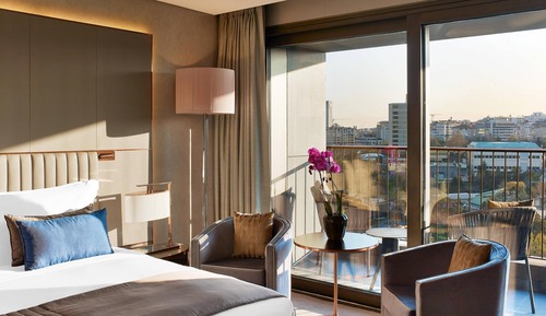 Grand Room, 1 King Bed, Balcony