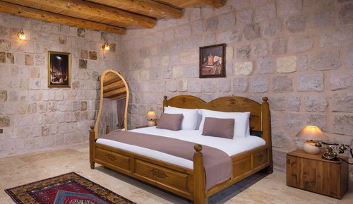 Double Room, 1 Queen Bed, Balcony, Valley View