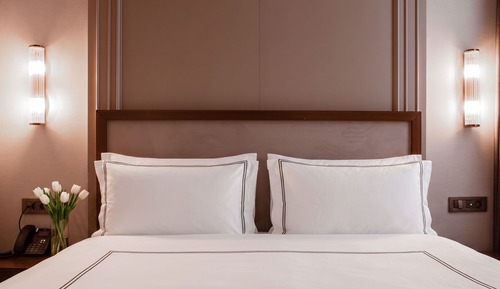Premier Room