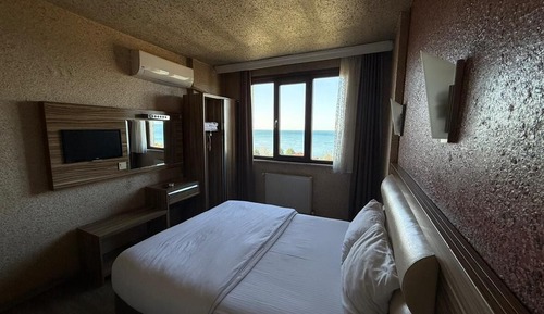 Deluxe Double Room, City View