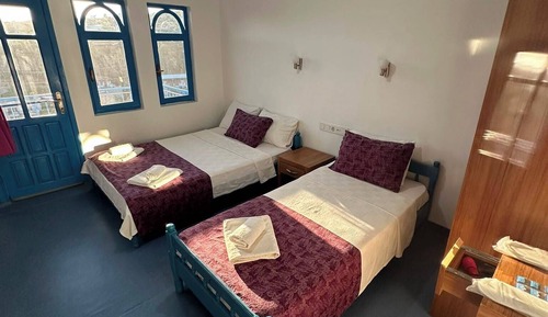 Classic Triple Room, Balcony