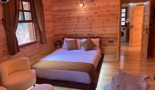 Deluxe Chalet, Valley View