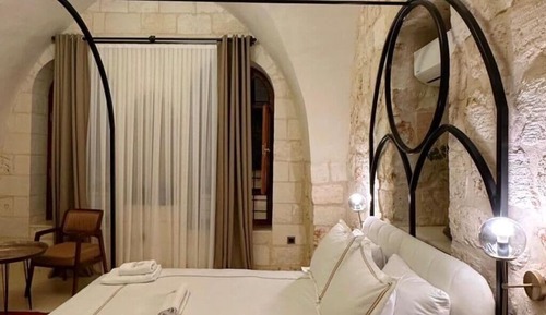 Deluxe Room, City View