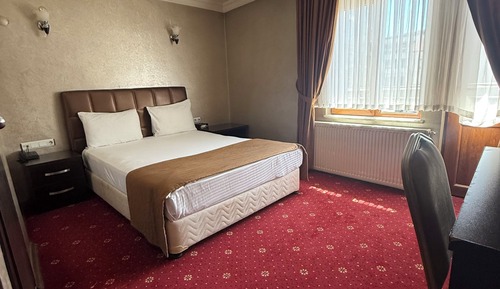 Comfort Double Room, City View