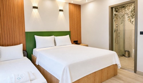 Standard Double or Twin Room, Balcony