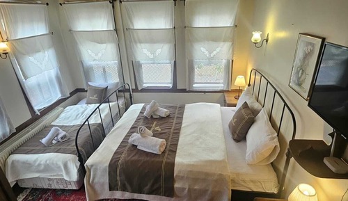 Family Triple Room, Balcony