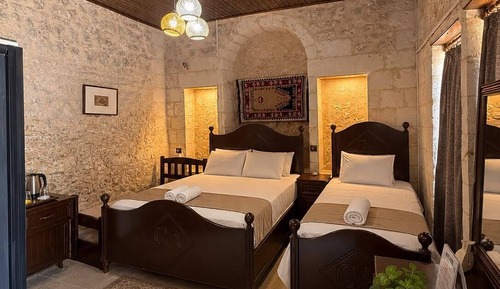 Classic Double Room, Courtyard View