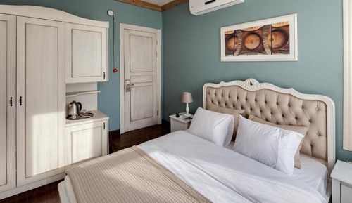 Comfort Double Room, City View