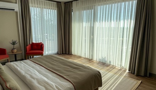 Junior Suite, Patio, Lake View