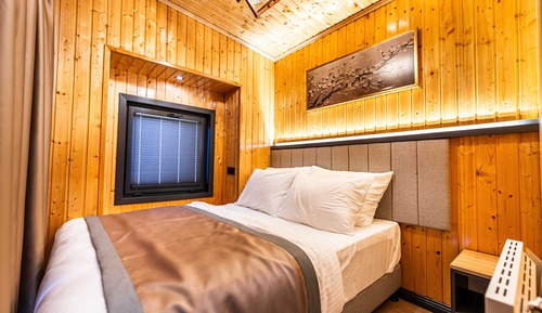 Standard Room, Pool View