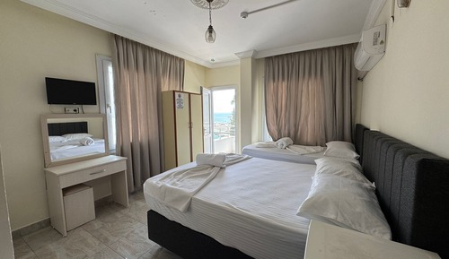 Family Quadruple Room