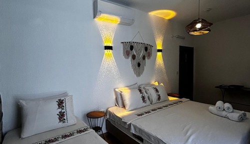 Deluxe Triple Room, Garden View