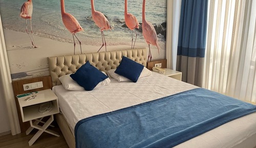 Panoramic Triple Room, Balcony, River View