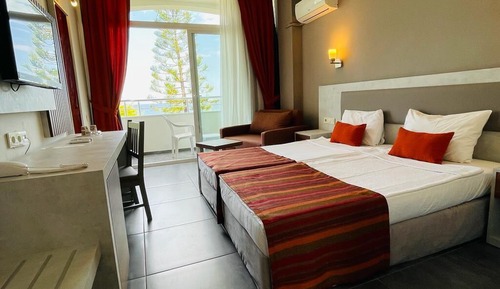 Standard Double or Twin Room, Sea View