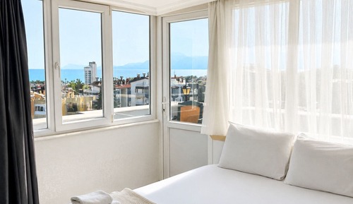 Deluxe Room, Balcony, Sea View