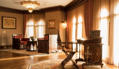 Sultan Suite