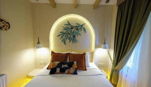Superior Double Room, Partial Sea View
