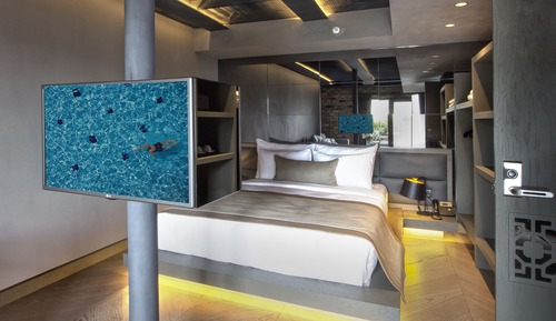 Junior Suite, Jetted Tub