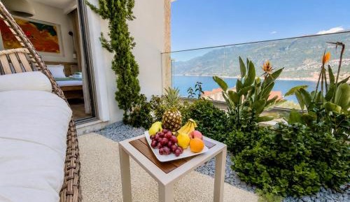 Premier Suite with Garden