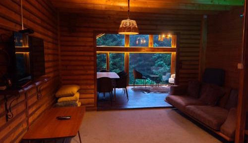 Bungalow with Garden View