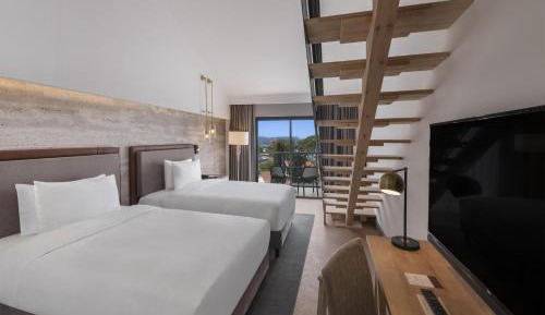 King Duplex Family Suite
