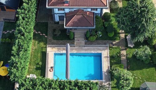 Superior Chalet