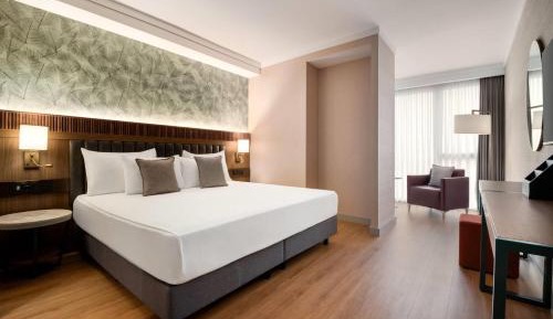 Comfort King Room