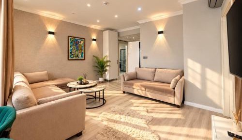 Deluxe One-Bedroom Apartment