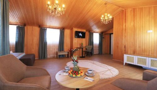 Deluxe Double Room with Balcony and Sea View