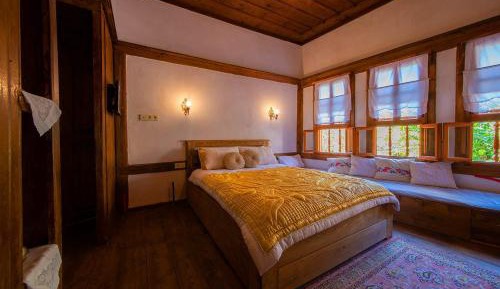 Double Room with Garden View