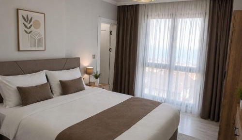 Deluxe Suite with Sea View