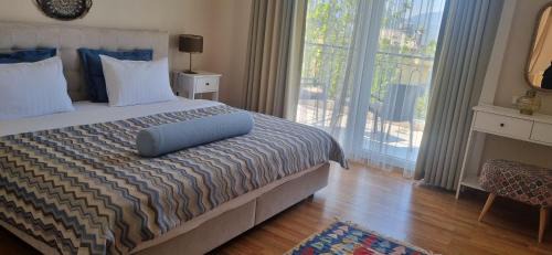 Classic One-Bedroom Apartment with King Bed