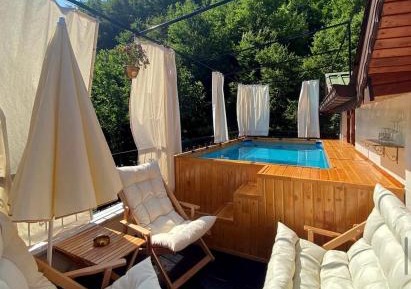 Suite with Private Pool