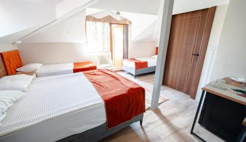Quadruple Room with Balcony