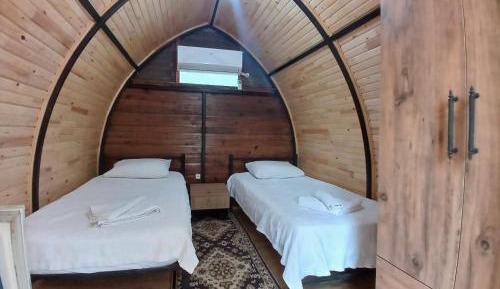 Double Room with Shared Bathroom