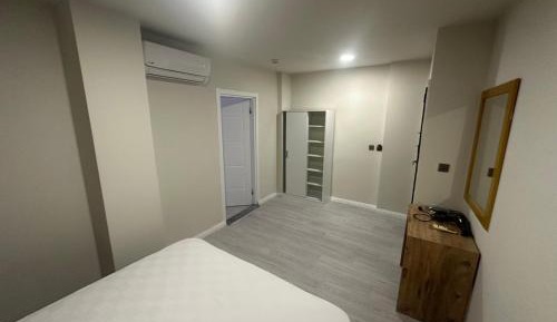 Luxury Triple Room