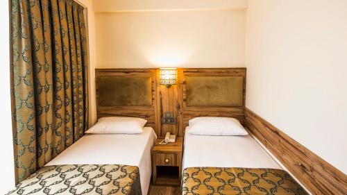 Double or Twin Room with City View
