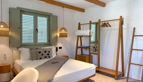 Deluxe Double Room with Balcony and Sea View