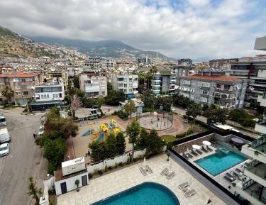 Two-Bedroom Deluxe Apartment with Balcony