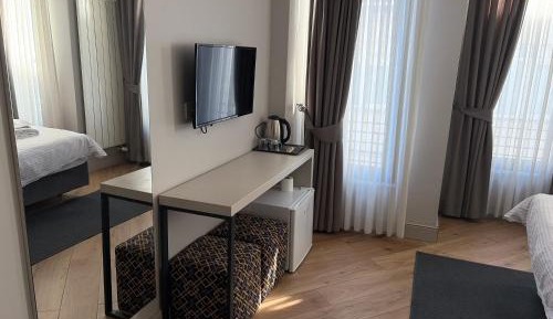 King Room with Balcony