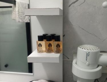 Apartment With Shared Bathroom