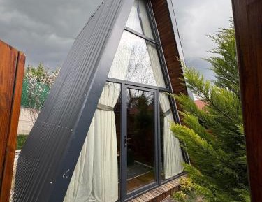 Standard Bungalow