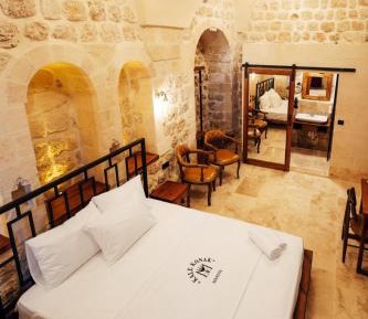 King Room with Mountain View